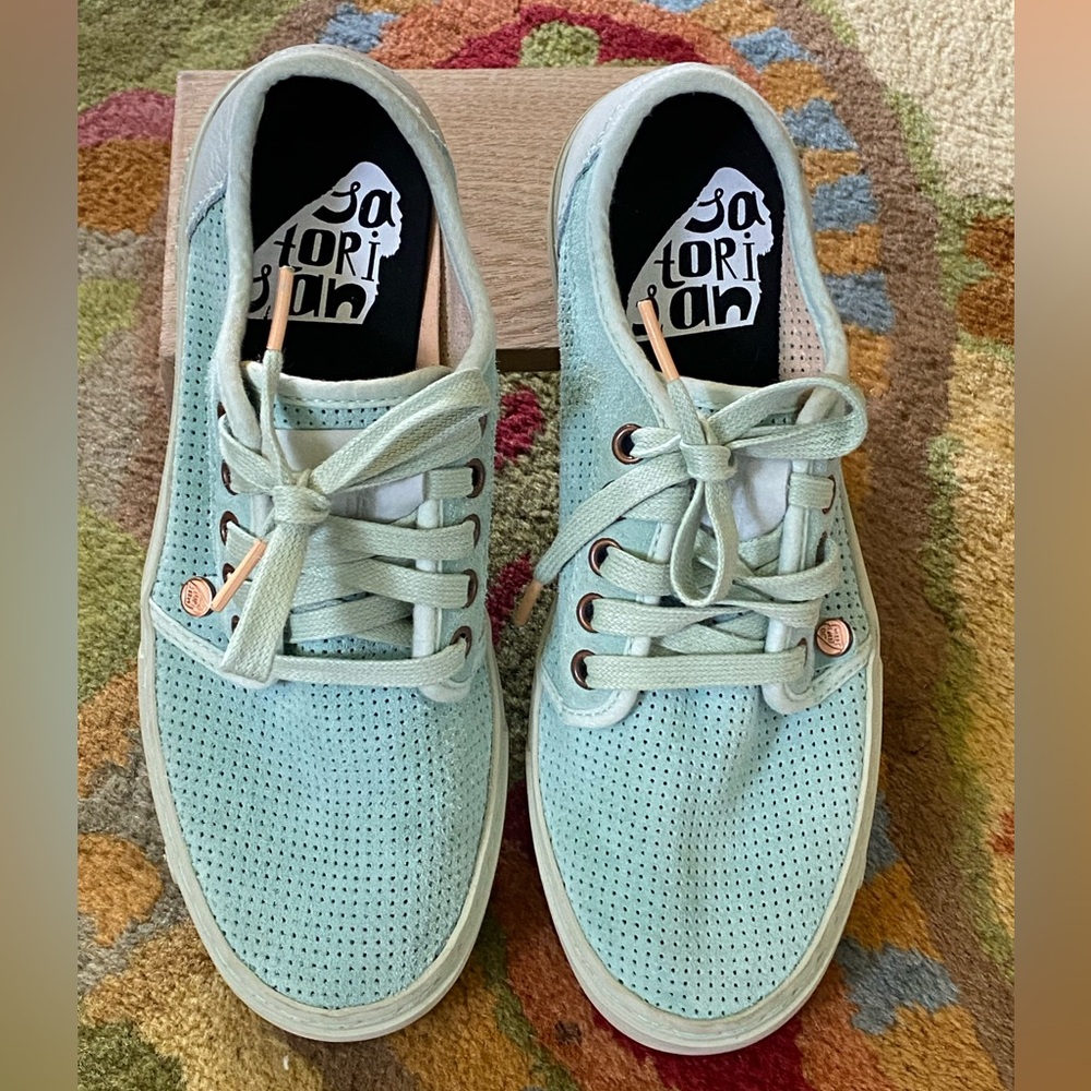 Satorisan suede sneakers